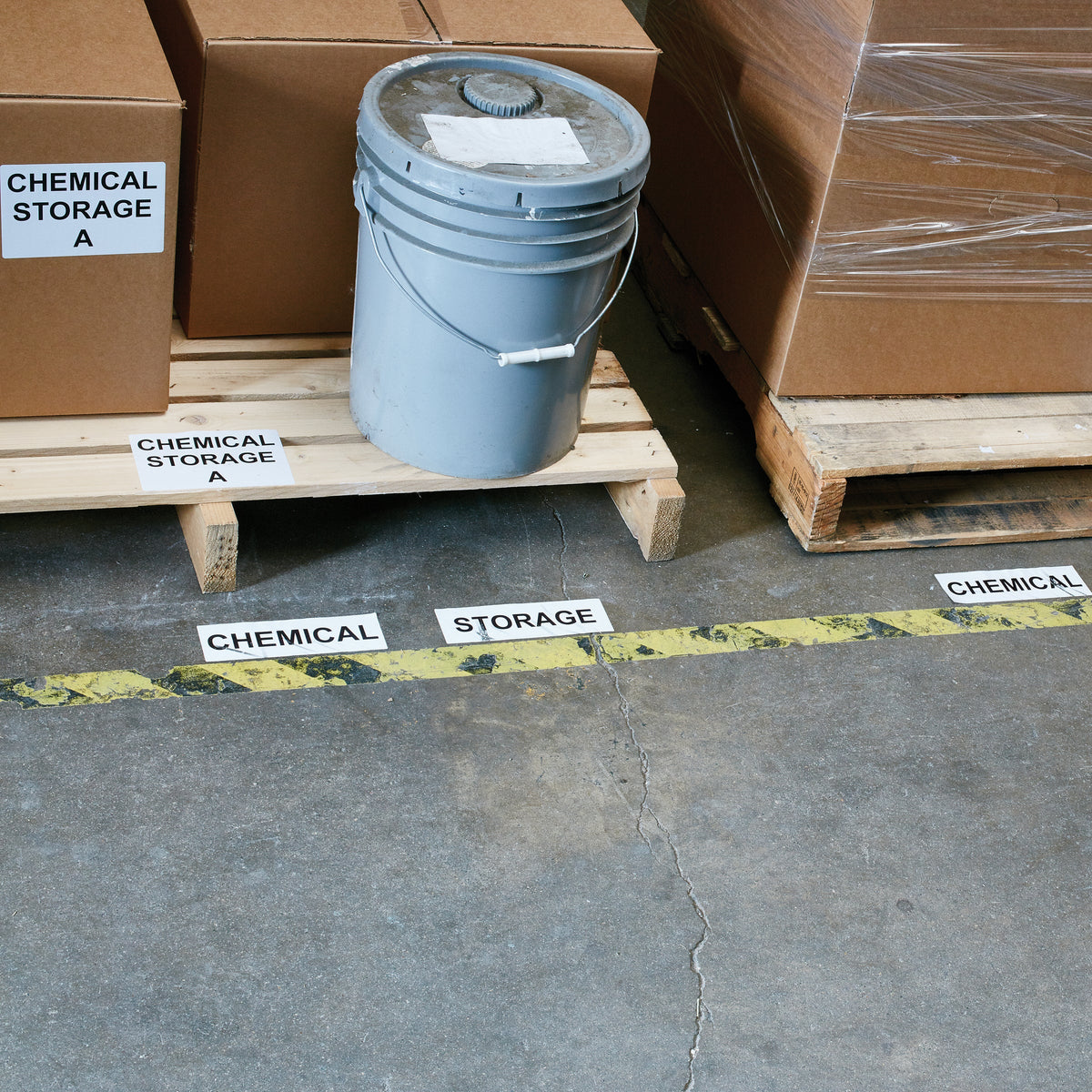 Dymo LabelWriter Durable Extra Large Labels 104 x 159mm Roll of 200