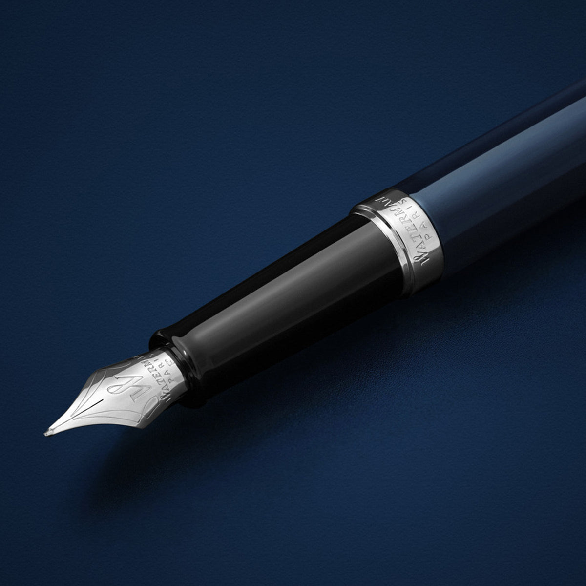 Waterman Hemisphere Blue Lacquer Chrome Trim Fountain Pen Medium Nib