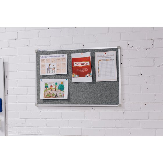 Quartet Penrite Felt Pinboard 900 x 600mm Grey