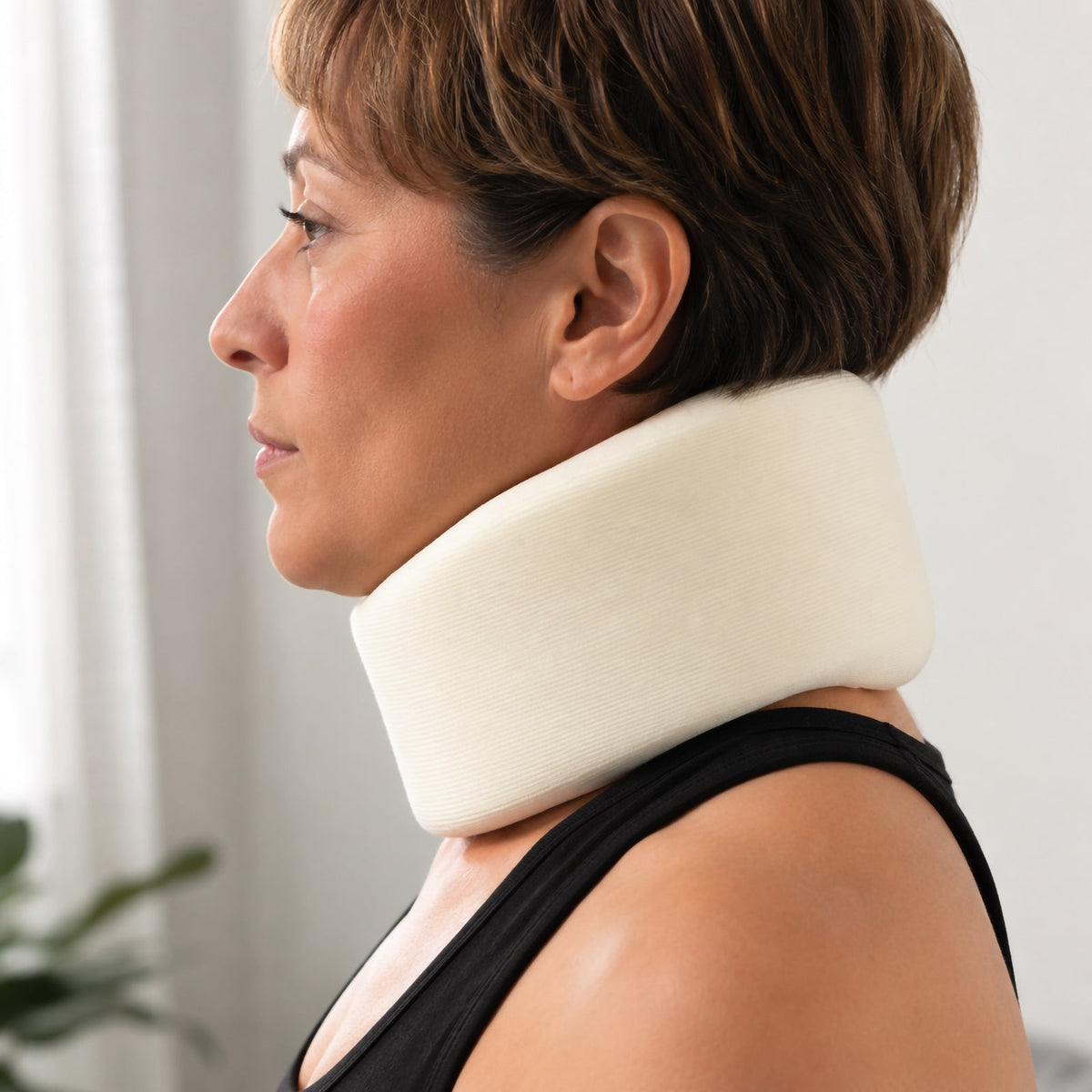 AeroSupplies Foam Cervical Collar Medium