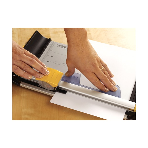 Fellowes Trimmer Proton A4 10 Sheet 320mm Cut