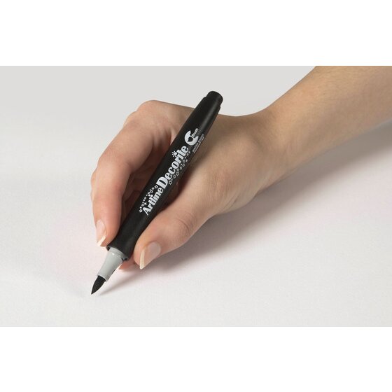 Hand writing with an Artline Decorite Brush Black marker