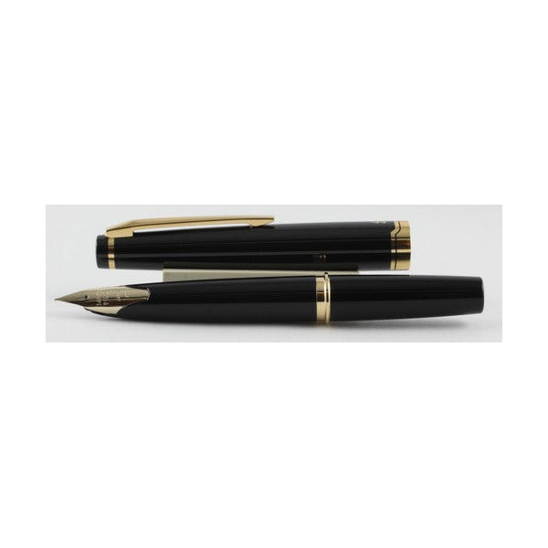 Pilot E95S Fountain Pen Black 14K Gold Medium Nib