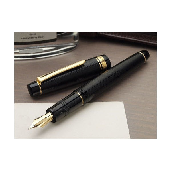 Pilot Justus 95 Fountain Pen Black Stripe Barrel 14K Gold Fine Medium Nib
